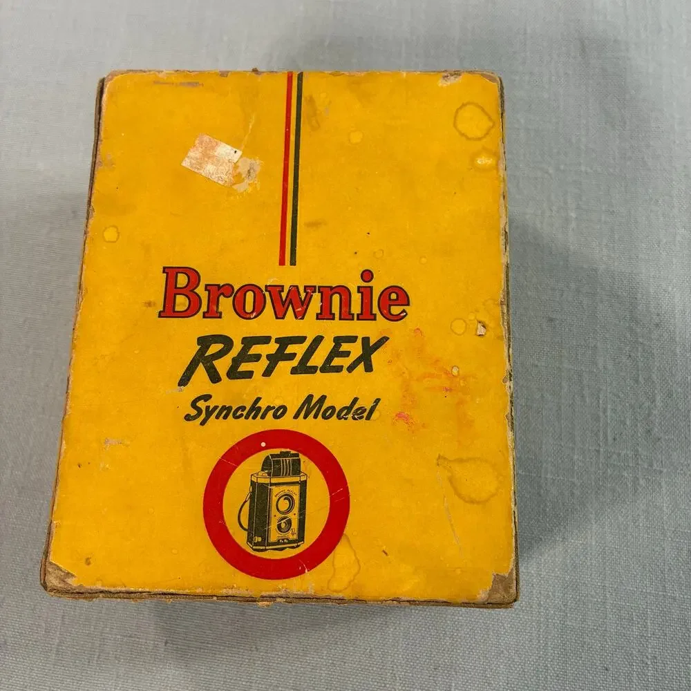 Vintage Kodak Brownie Reflex Synchro 127 Film Camera Original Box Made in USA